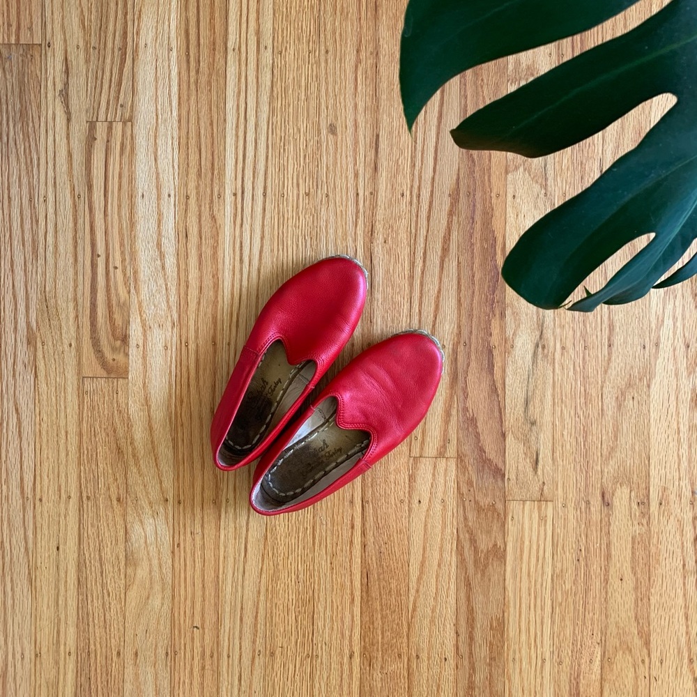 Sabah Shoes in Felli Red